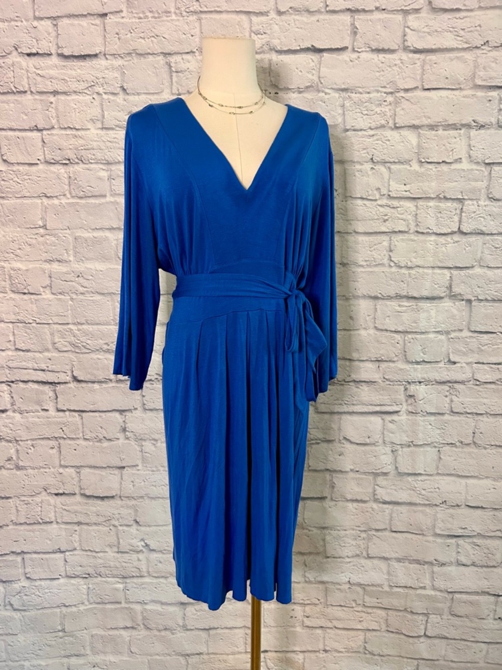 Nicole Miller Lapis Blue Rayon V-Neck Midi Dress Belt Knit Flowy Office Siren - Picture 7 of 12